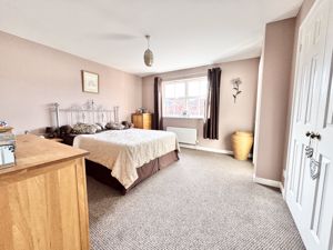 Photo 5- click for photo gallery